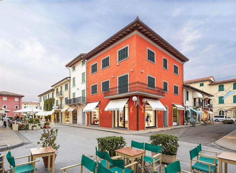 Hotel Crystal Marina di Pietrasanta Exterior foto
